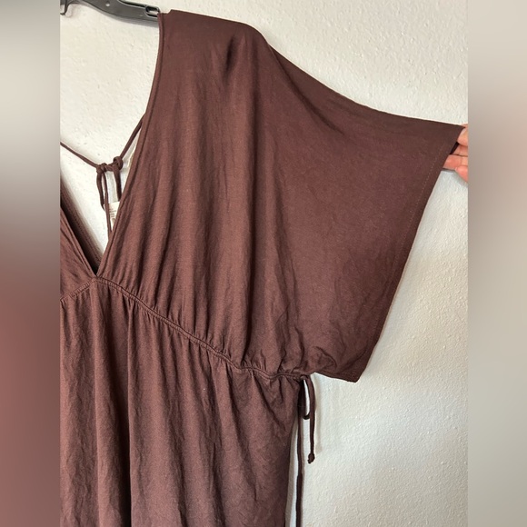 Younique Earth Brown Sleeveless Top/ cover up - Picture 2 of 6